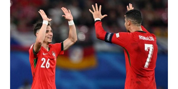 Portugal i dalje odlučuje vjerovati u snagu CRISTIANA RONALDA Portugal i dalje odlučuje vjerovati u snagu CRISTIANA RONALDA
